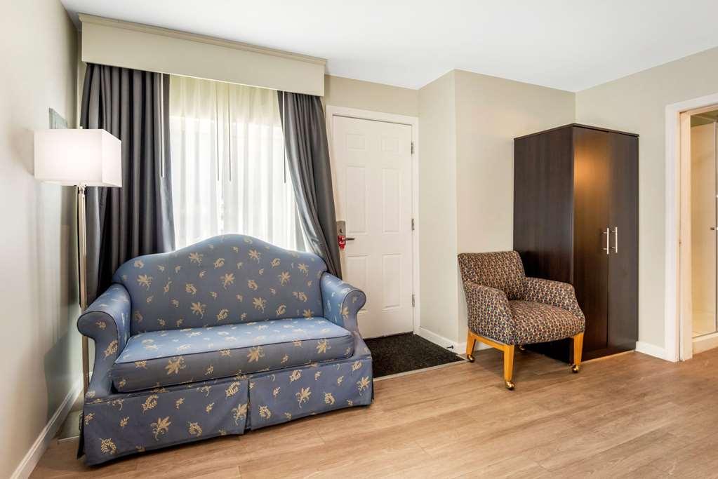 Quality Inn & Suites Lincoln Quarto foto