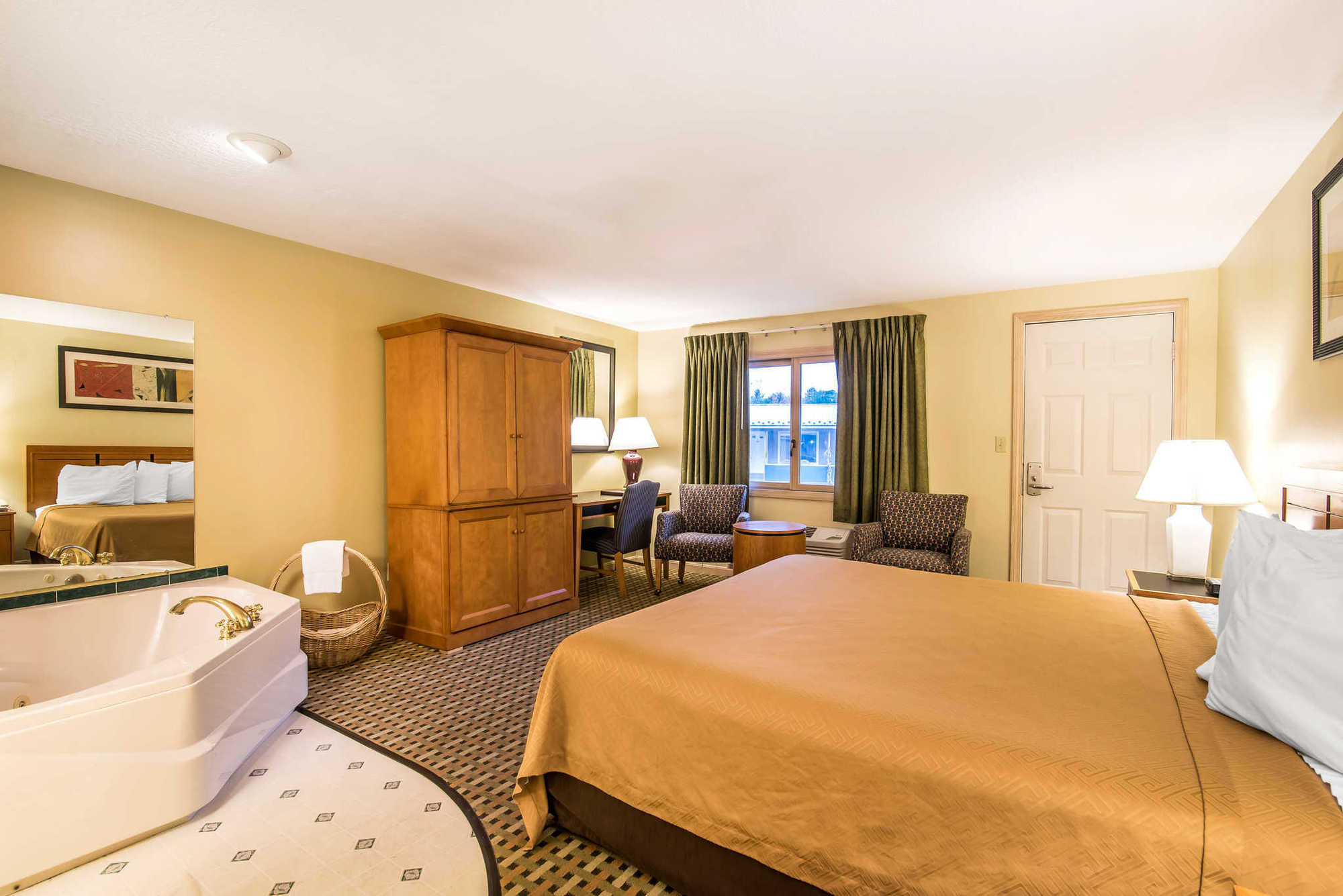 Quality Inn & Suites Lincoln Quarto foto